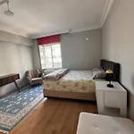 Transit 7 * İstanbul