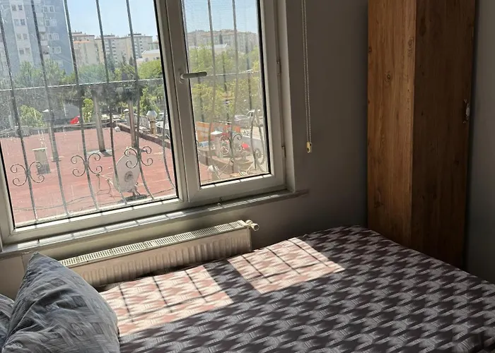 Transit 7 * Istanbul