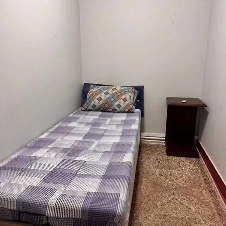 Transit 7 * Istanboel